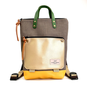 Mochila  book holder mini (impermeable) Daniel Chong