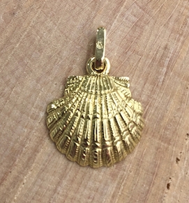 Colgante Concha Peregrino Santiago oro de 1ª ley