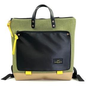MOCHILA CUADRADA BOOKHOLDER