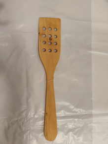 Espatula Boj agujeros 30cm